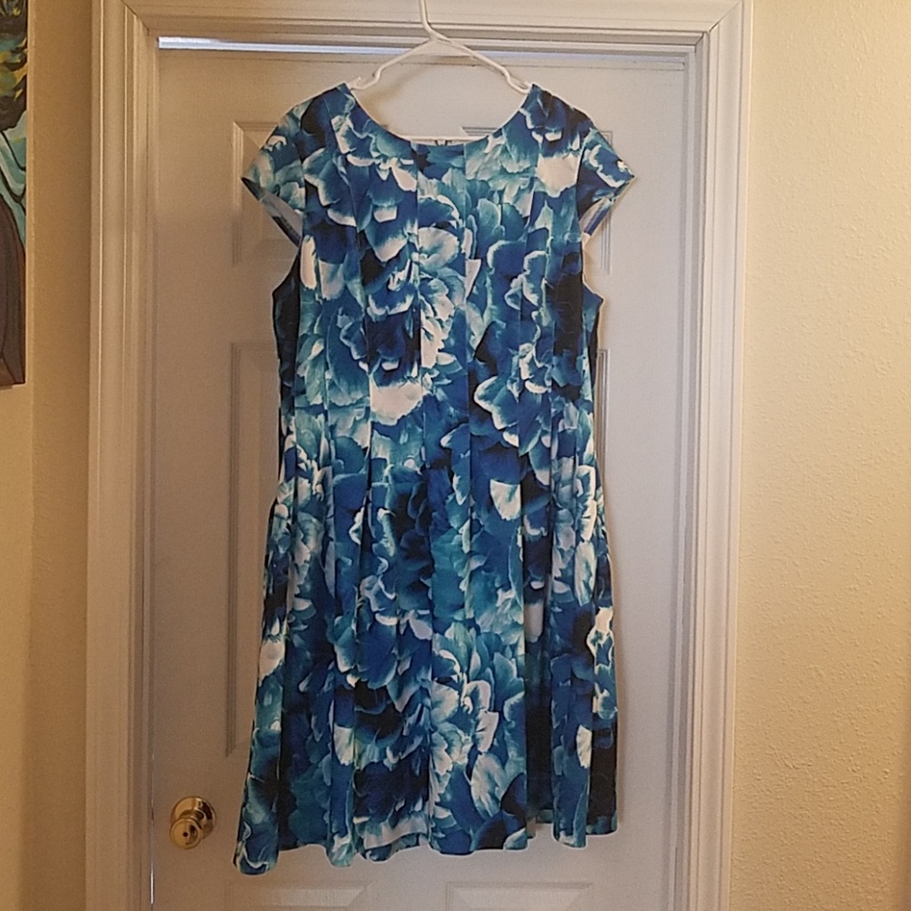 Calvin Klein dress blue floral